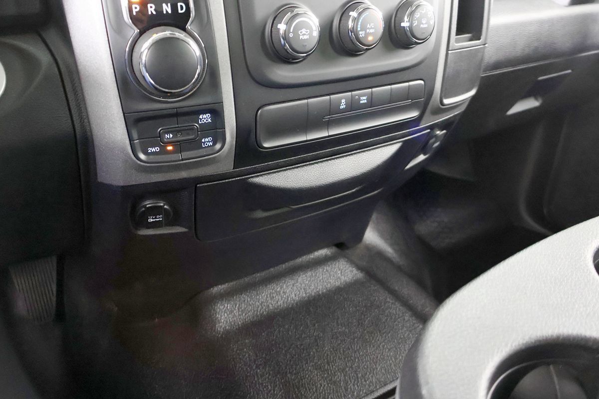 Used 2016 RAM 1500 Tradesman w/ Popular Equipment Group AWD/4WD image 31