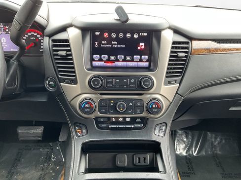 Used 2016 GMC Yukon XL Denali w/ Open Road Package image 11