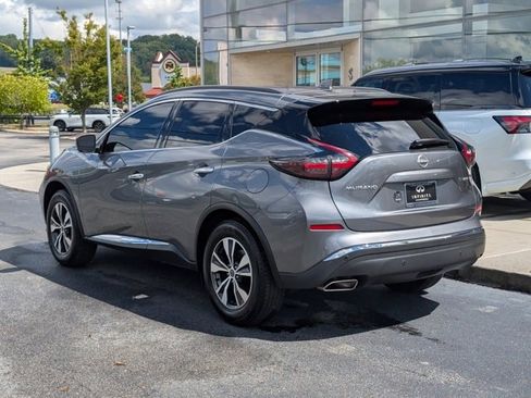 Used 2023 Nissan Murano SV image 3