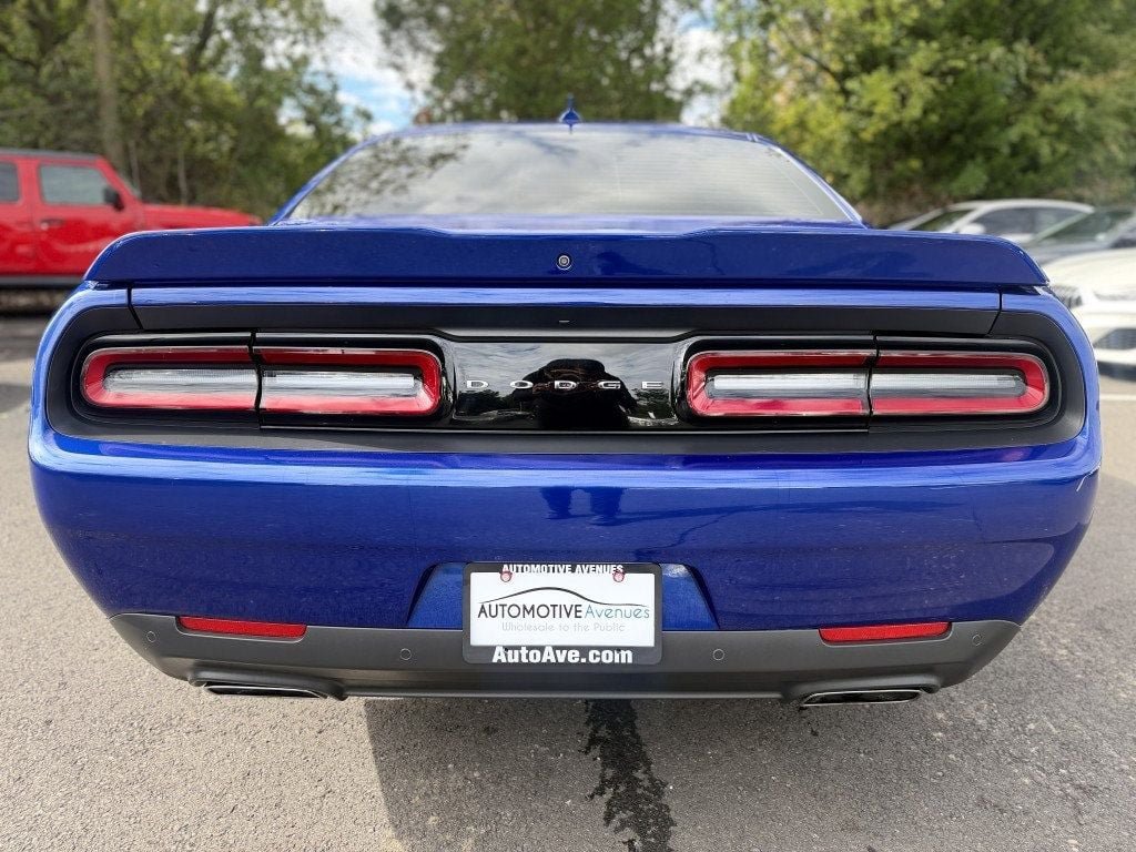 Used 2022 Dodge Challenger R/T w/ Plus Package RWD image 4