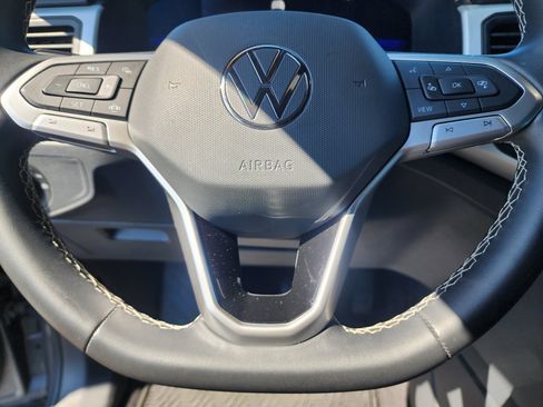 Used 2022 Volkswagen Atlas Cross Sport SE image 27