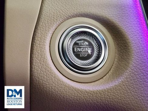 Used 2020 Mercedes-Benz GLC 300 image 28