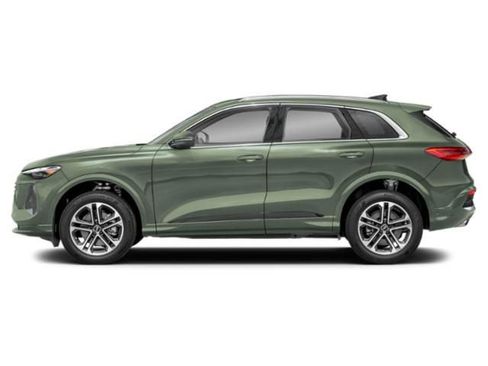 New 2025 Audi Q5 Premium Plus image 2