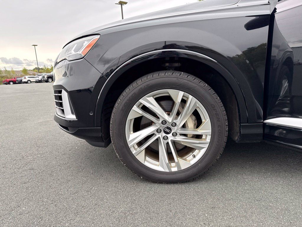 Used 2021 Audi Q7 3.0T Premium Plus AWD/4WD image 25