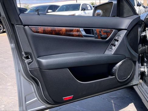 Used 2013 Mercedes-Benz C 250 Sedan image 22