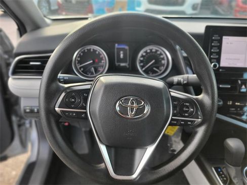 Used 2022 Toyota Camry LE image 22