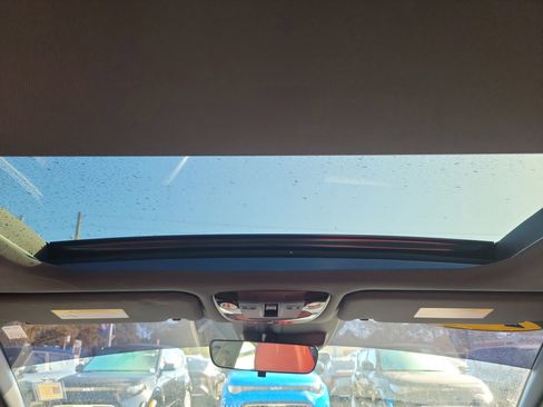 Used 2023 Kia K5 GT-Line image 18