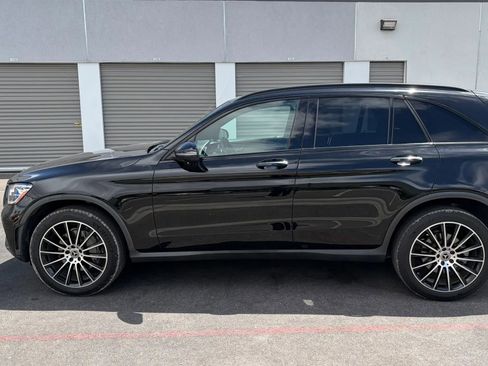Used 2021 Mercedes-Benz GLC 300 4MATIC w/ AMG Line image 2