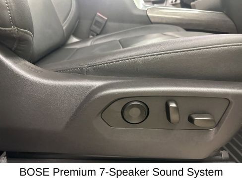 Used 2025 Chevrolet Silverado 2500 LTZ w/ LTZ Convenience Package image 21