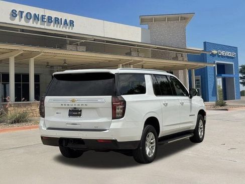 Used 2024 Chevrolet Suburban LT RWD image 5