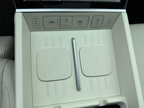 Certified 2025 Hyundai Santa Fe Calligraphy image 32