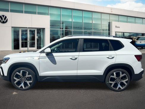 Used 2023 Volkswagen Taos SEL image 8