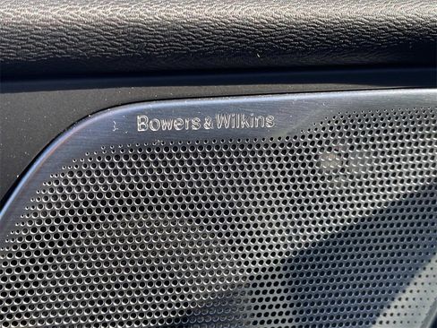 Used 2023 Volvo XC60 B5 Ultimate image 25