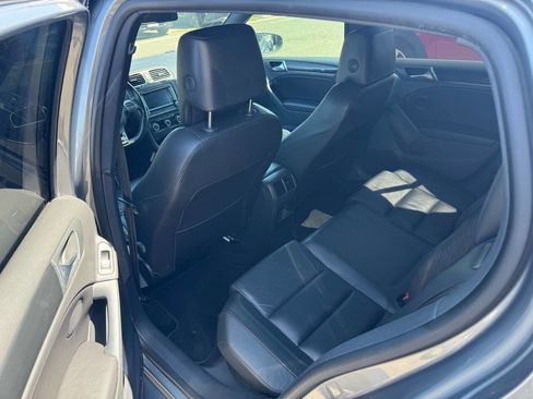 Used 2010 Volkswagen GTI 4-Door image 15