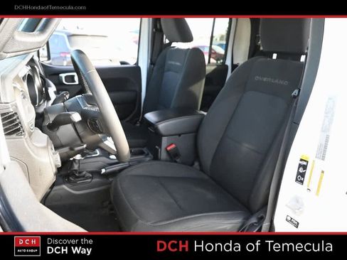 Used 2023 Jeep Gladiator Overland image 17