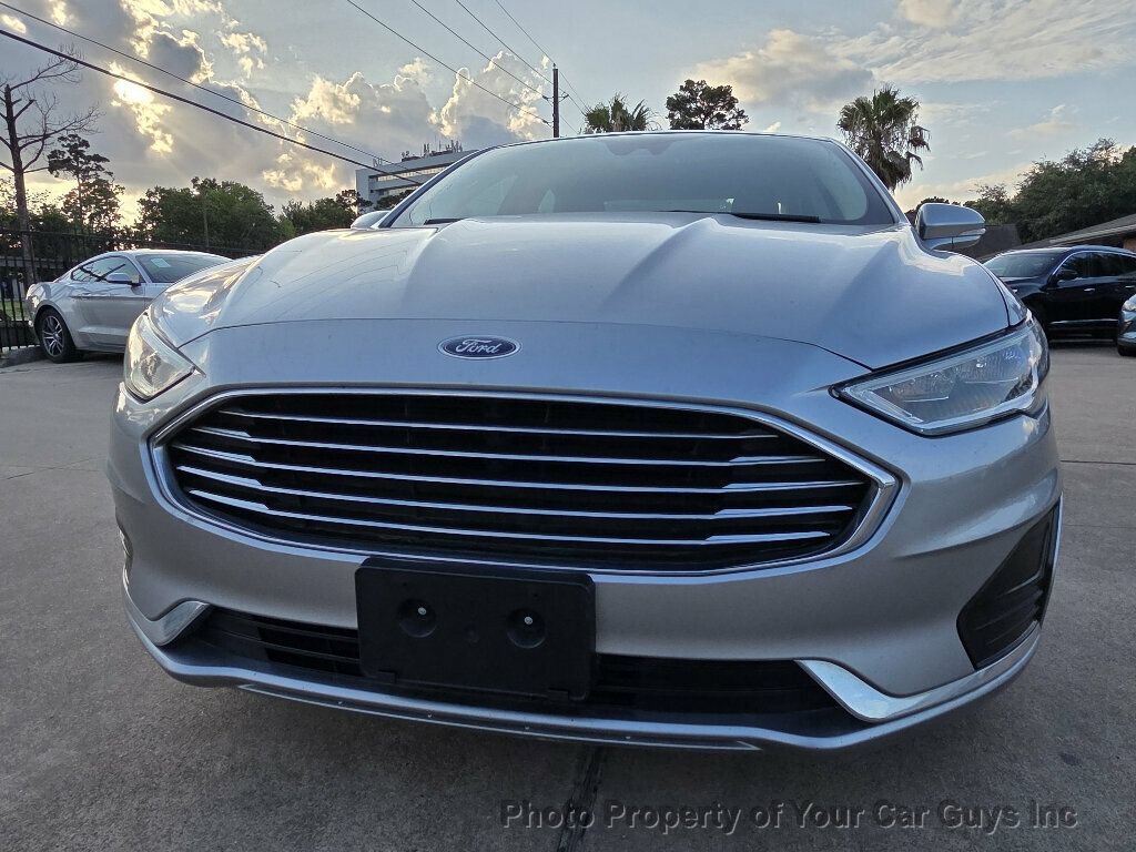 Used 2020 Ford Fusion SEL FWD image 4