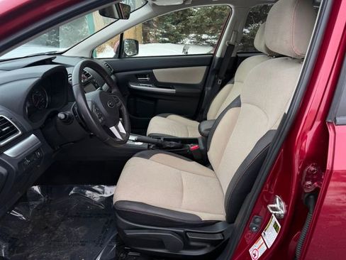 Used 2017 Subaru Crosstrek 2.0i Premium w/ Moonroof Package image 6