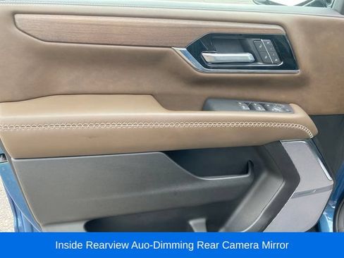 Certified 2025 GMC Yukon XL Denali Ultimate w/ LPO, Illumination Package AWD/4WD image 17