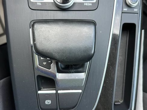 Used 2018 Audi Q5 Prestige w/ Prestige Package AWD/4WD image 39