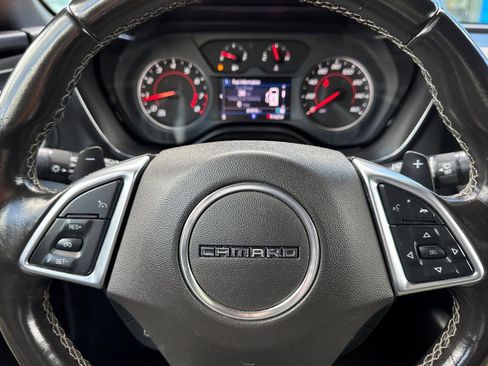 Used 2020 Chevrolet Camaro LT image 28