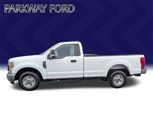 Used 2022 Ford F250 XL w/ Power Equipment Group image 8