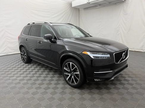 Used 2019 Volvo XC90 T6 Momentum w/ Protection Package Premier AWD/4WD image 4