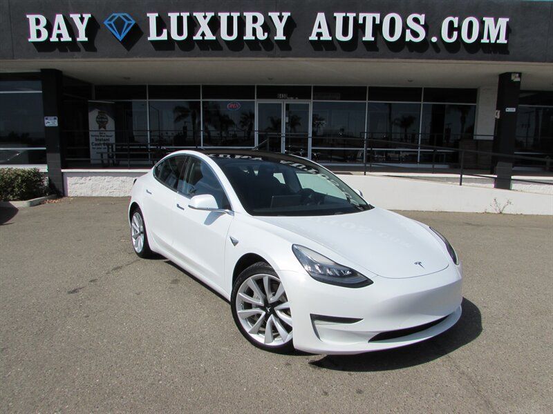 Used 2018 Tesla Model 3 Long Range AWD/4WD image 1
