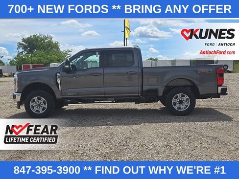 New 2026 Ford F250 XLT w/ XLT Premium Package AWD/4WD image 7