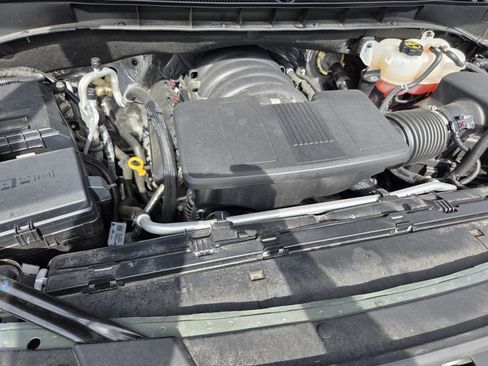 Used 2024 GMC Yukon XL SLT w/ SLT Luxury Package image 19