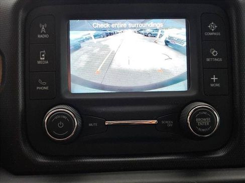 Used 2019 Jeep Wrangler Unlimited Sport S AWD/4WD image 12