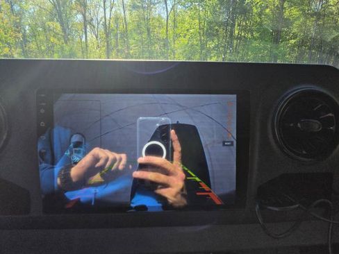 Used 2019 Mercedes-Benz Sprinter 170 image 24