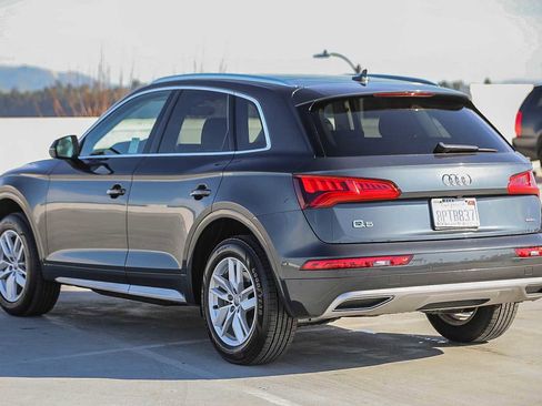 Used 2020 Audi Q5 2.0T Premium w/ Convenience Package image 7