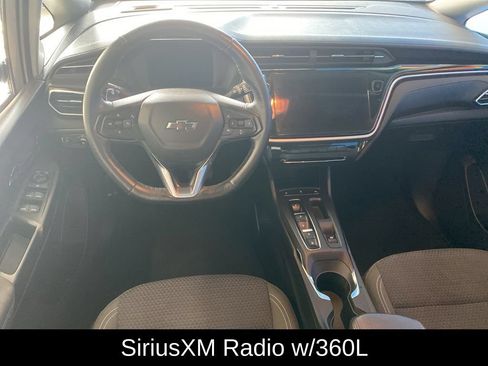 Used 2023 Chevrolet Bolt LT FWD image 5
