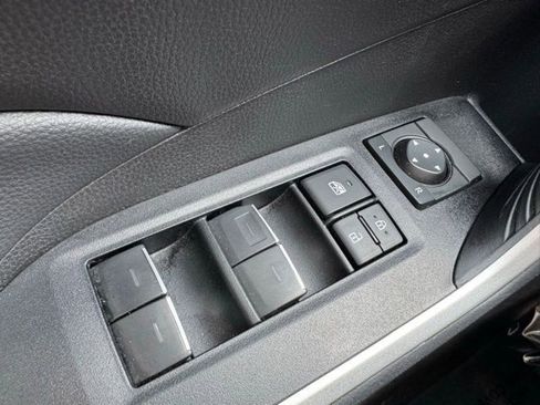 Certified 2025 Toyota RAV4 XLE AWD/4WD image 31