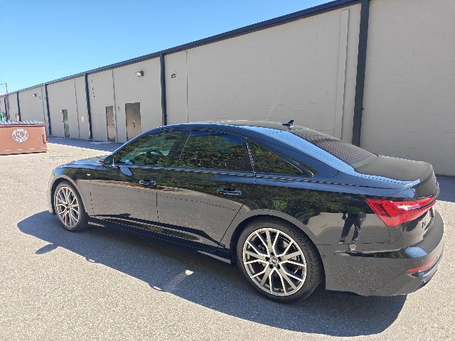 Used 2022 Audi A6 Premium Plus w/ Premium Plus Package AWD/4WD image 4