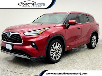 Used 2023 Toyota Highlander Platinum