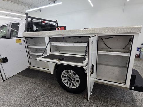 Used 2019 Ford F250 XL w/ STX Appearance Package RWD image 7