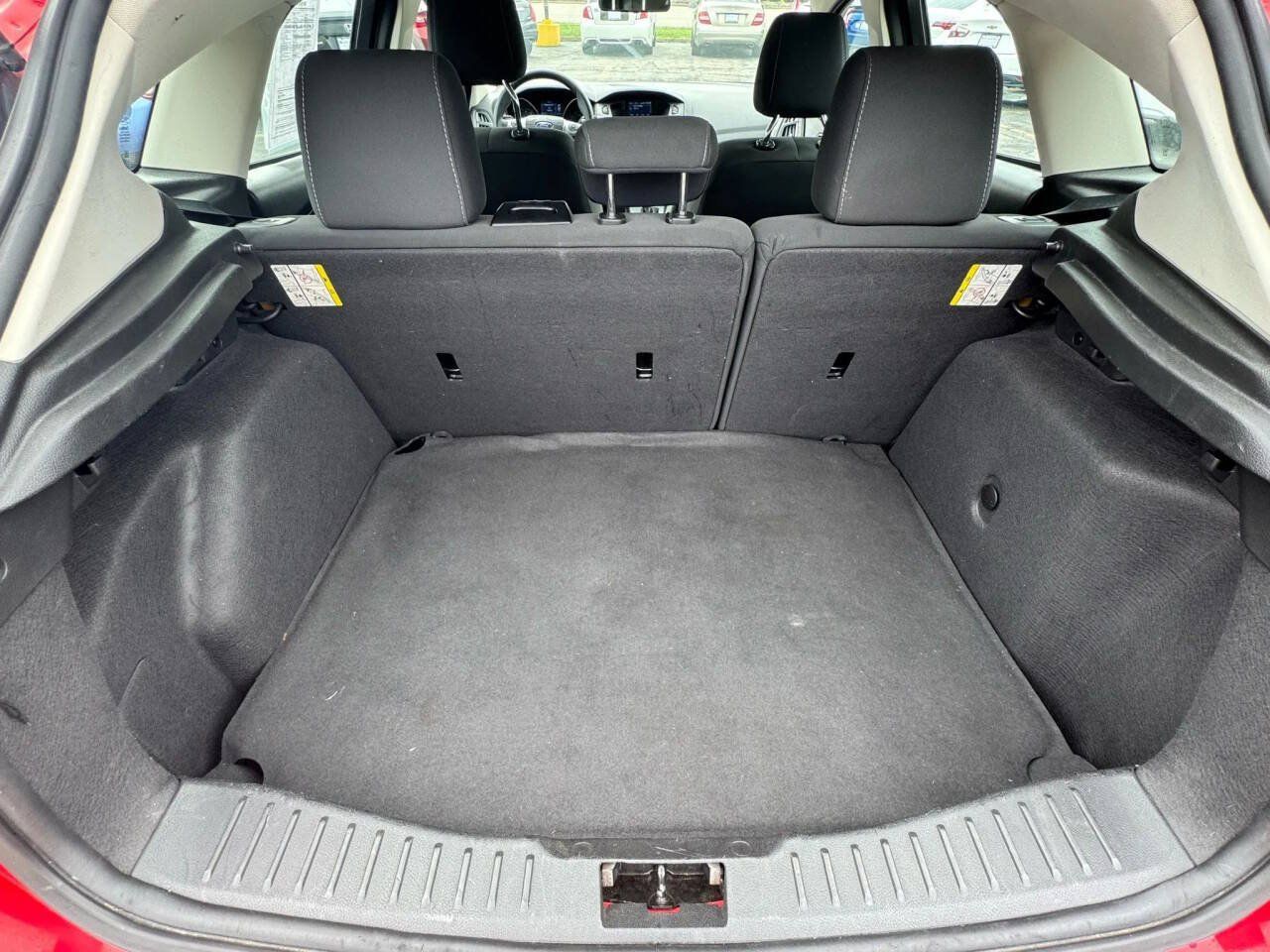 Used 2012 Ford Focus SE FWD image 19