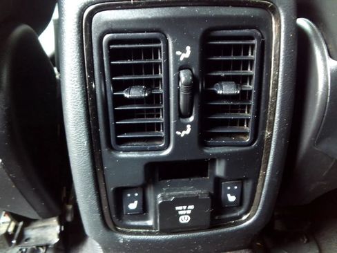 Used 2018 Dodge Durango GT w/ Premium Group AWD/4WD image 29