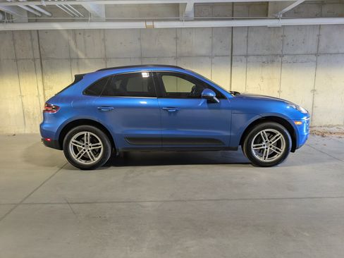 Used 2017 Porsche Macan image 14