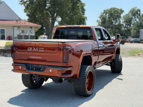 Used 2021 GMC Sierra 2500 Denali w/ Denali Ultimate Package AWD/4WD image 7