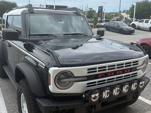 Used 2024 Ford Bronco Heritage Edition AWD/4WD image 3