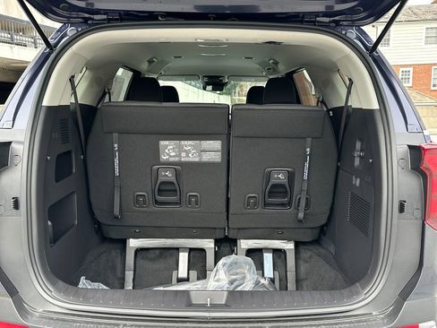 New 2026 Kia Carnival LX FWD image 6