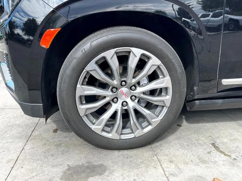 Used 2021 GMC Yukon Denali image 30