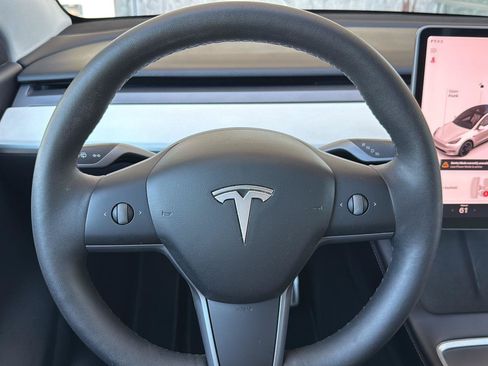 Used 2022 Tesla Model Y Performance AWD/4WD image 14