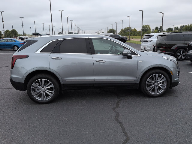 Used 2025 Cadillac XT5 Premium Luxury w/ Technology Package AWD/4WD image 8