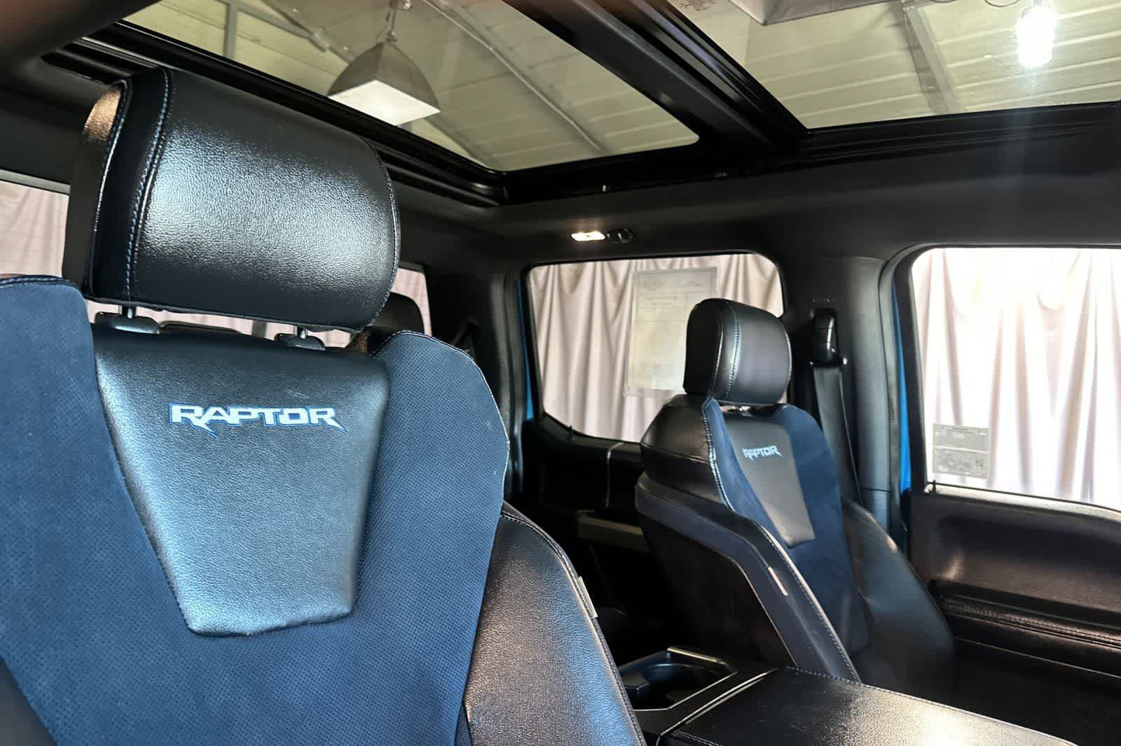 Used 2020 Ford F150 Raptor w/ Equipment Group 802A Luxury AWD/4WD image 19