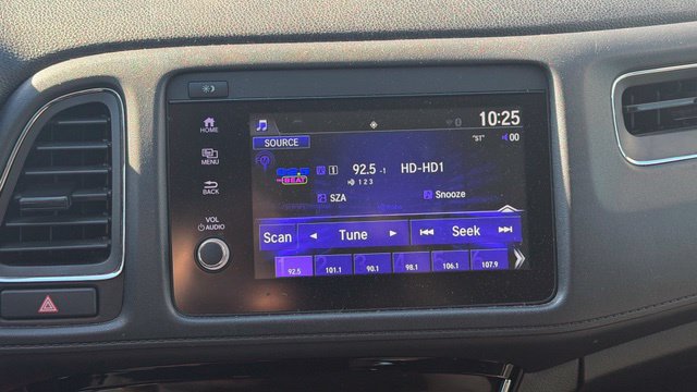 Used 2022 Honda HR-V EX image 19