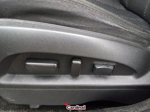 Used 2017 Chevrolet Equinox LT image 20