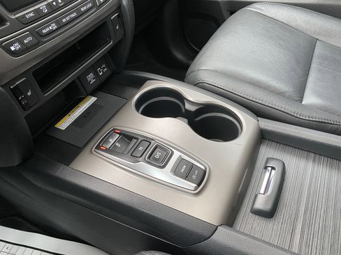 Used 2022 Honda Pilot Special Edition image 30